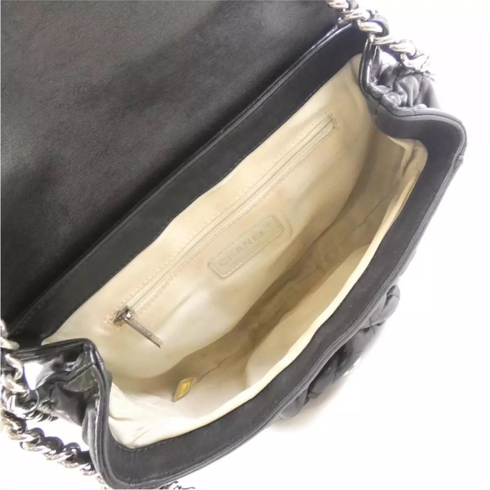 Chanel Chain Bag - Picture 10 of 12